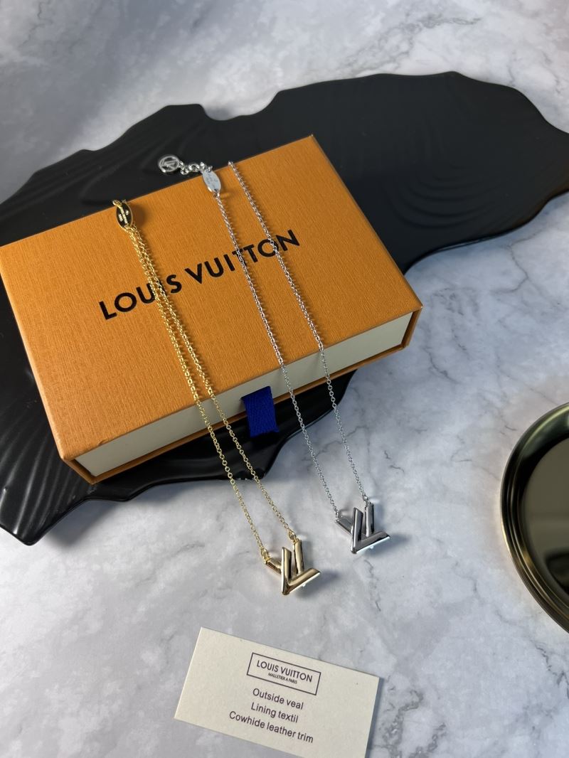 Louis Vuitton Necklaces